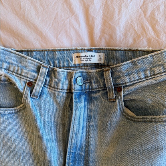 Abercrombie & Fitch Light Blue Straight Leg Jeans - Picture 3 of 4